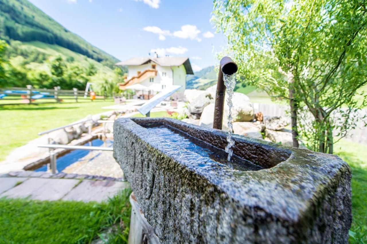 Hotel Sonja Кадипьетра Экстерьер фото